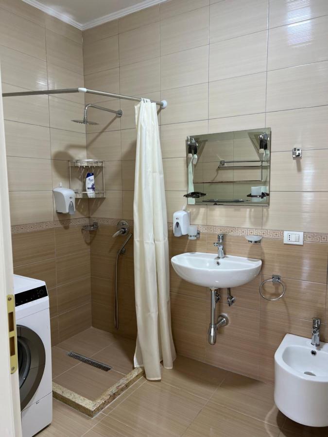 Leo Apartament Дуррес Экстерьер фото