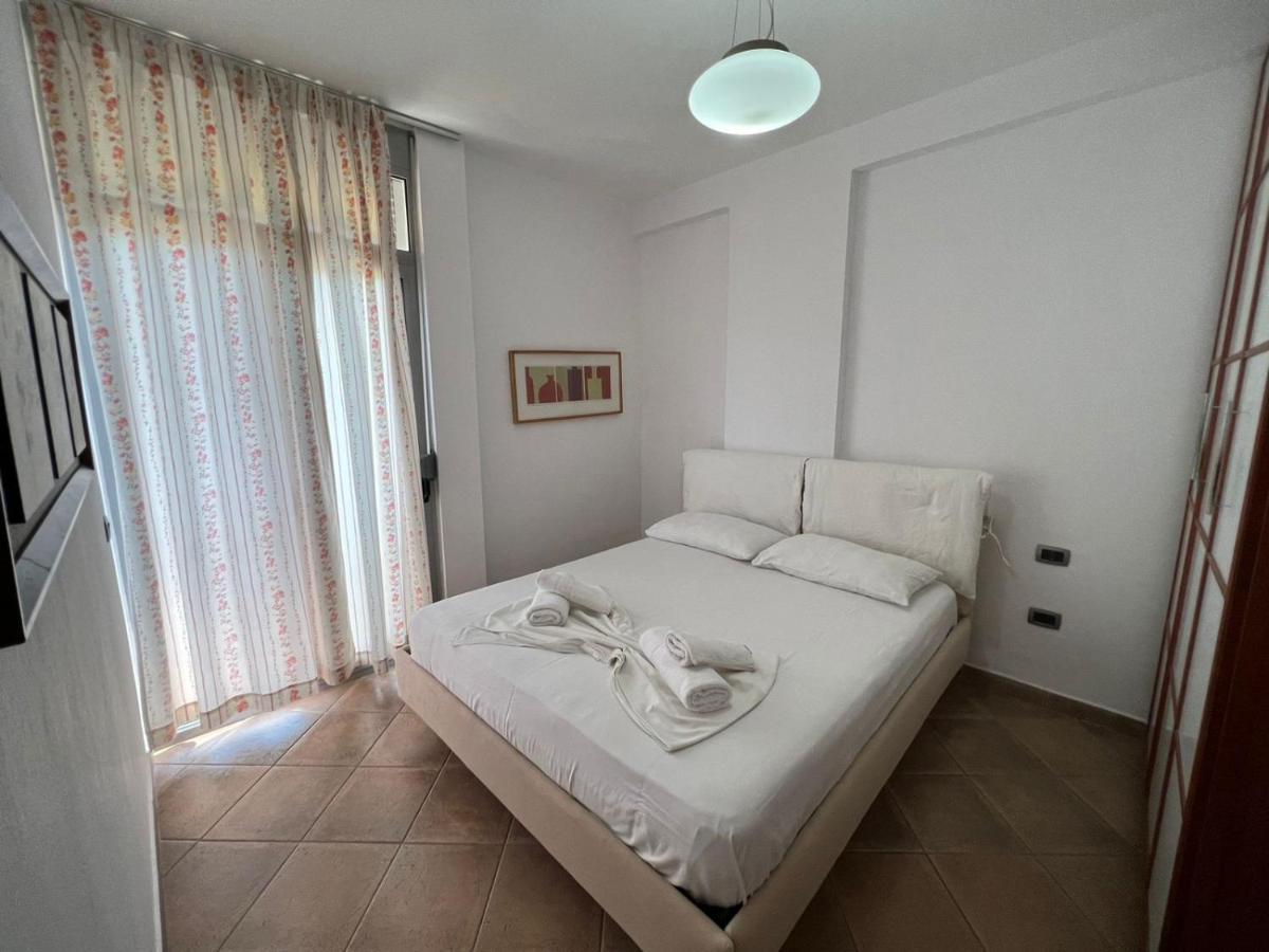 Leo Apartament Дуррес Экстерьер фото