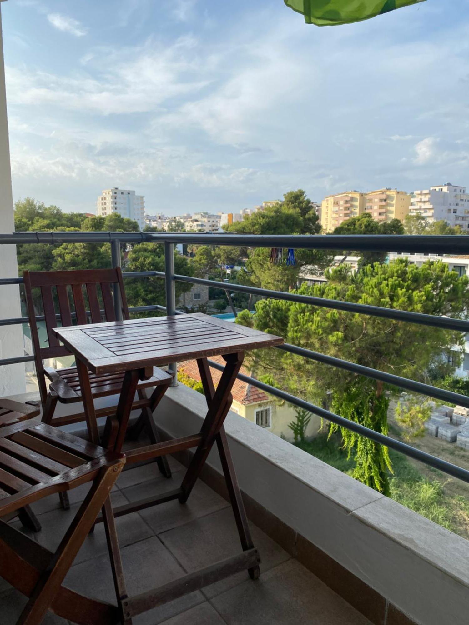 Leo Apartament Дуррес Экстерьер фото