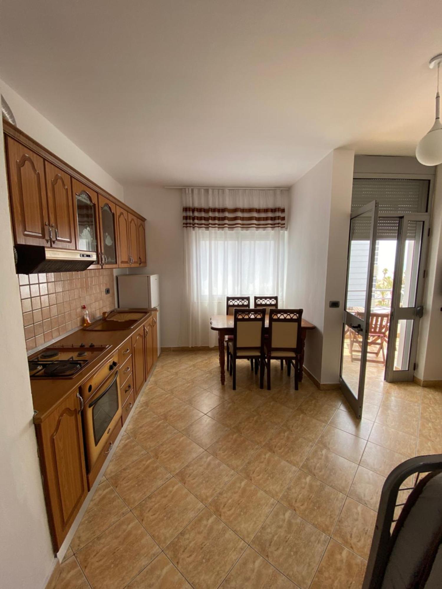 Leo Apartament Дуррес Экстерьер фото