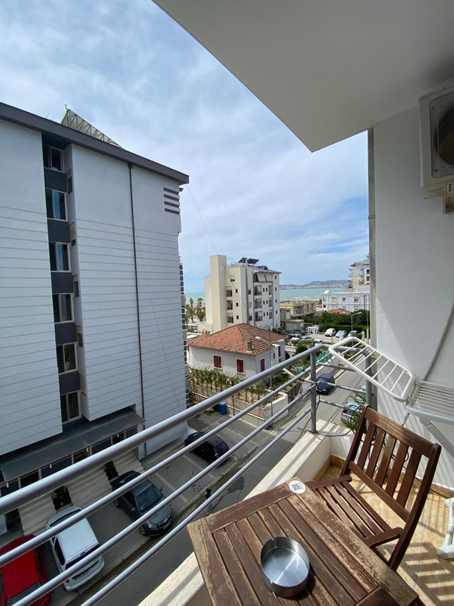 Leo Apartament Дуррес Экстерьер фото