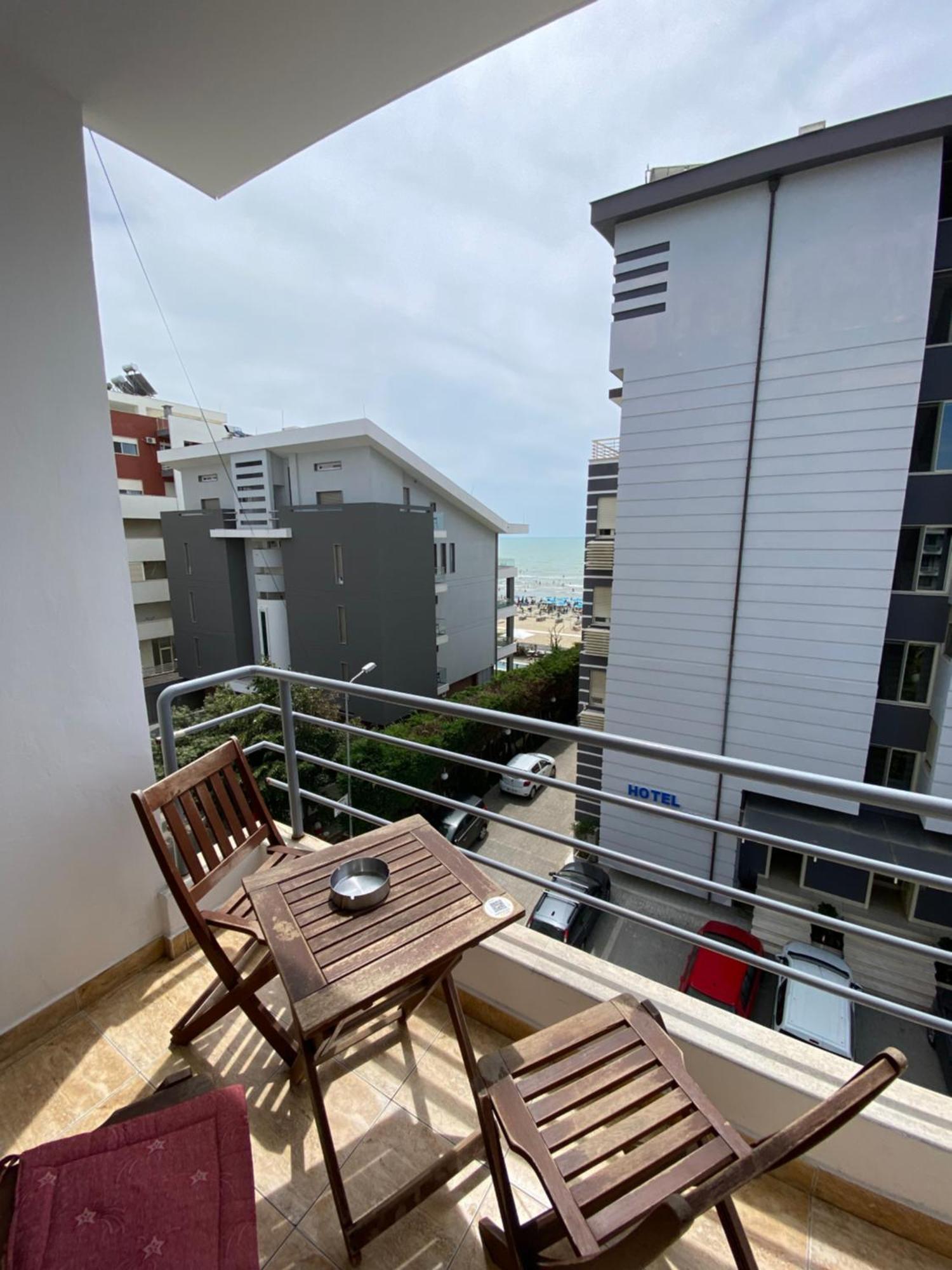 Leo Apartament Дуррес Экстерьер фото