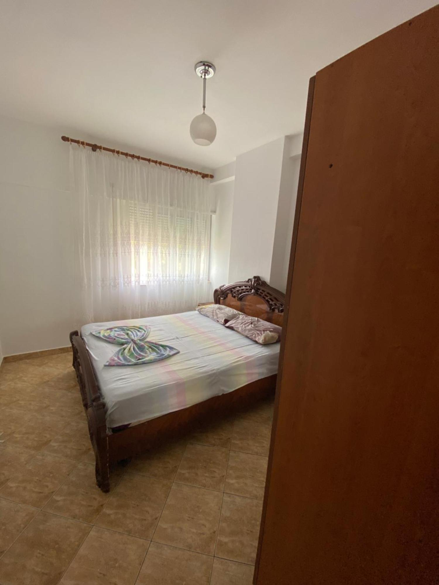Leo Apartament Дуррес Экстерьер фото