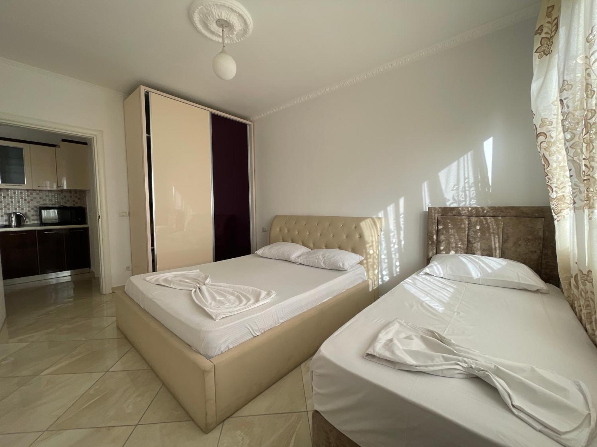 Leo Apartament Дуррес Экстерьер фото